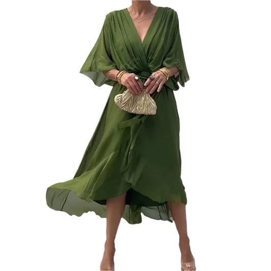Bohemsk Maxikjole med V-hals – Løs Passform, Uregelmessig Skjørt og Knyting i Midjen