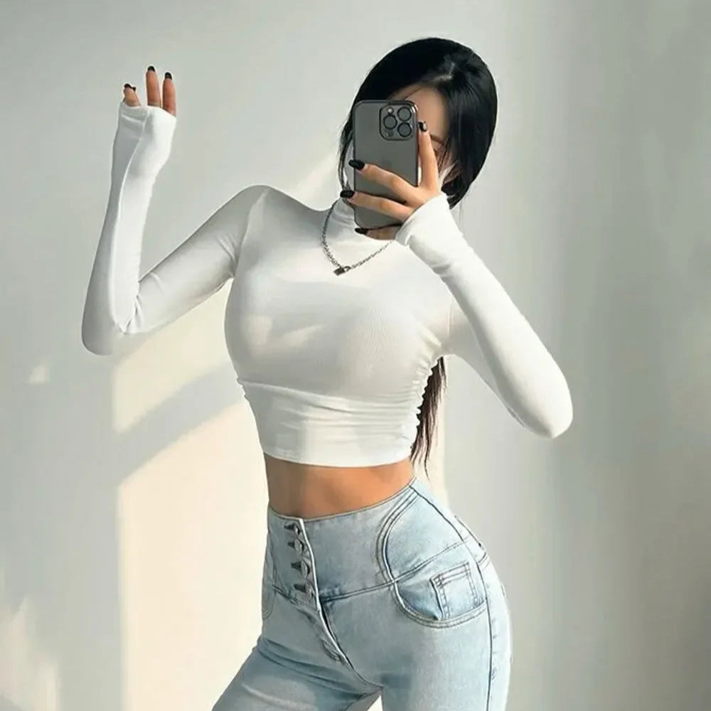 Dame Cropped Topp – Tettsittende Ribbestrikket Pologenser med Lange Ermer