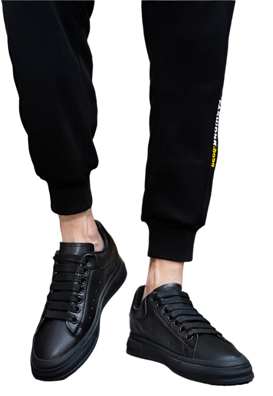 Herresneakers med Skjult 6 cm Løft – Tidløs Stil i Hvit eller Svart (Str. 37–46)