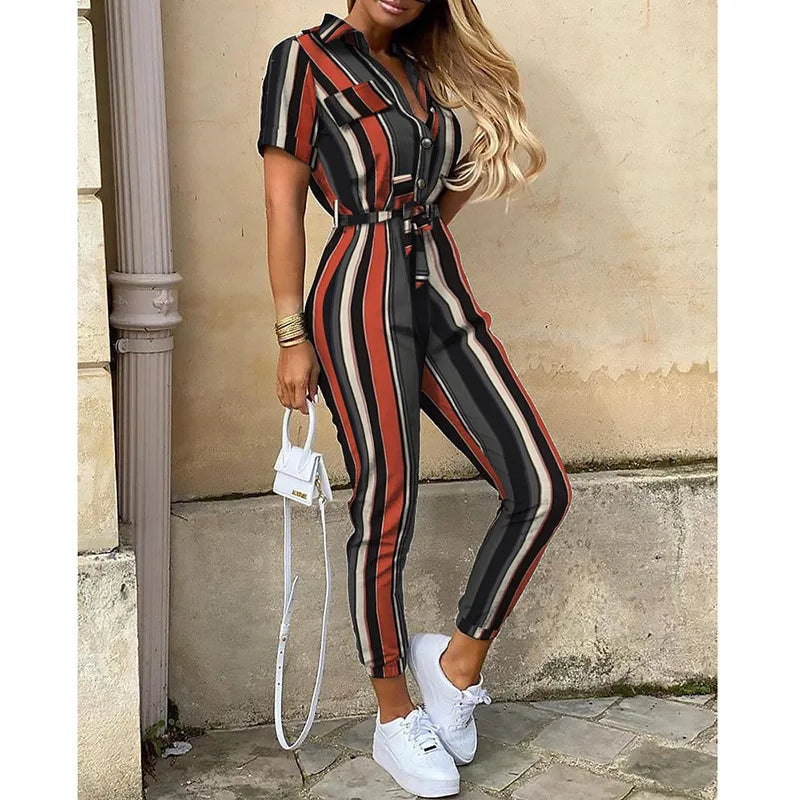 Monokrom Jumpsuit for Kvinner – Komfortabel og Elegant med Belte og Print