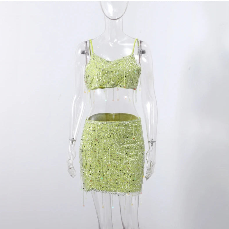 Glimrende Ibiza-sett – Paljetter & Frynser, Ermeløs Topp & Skjørt