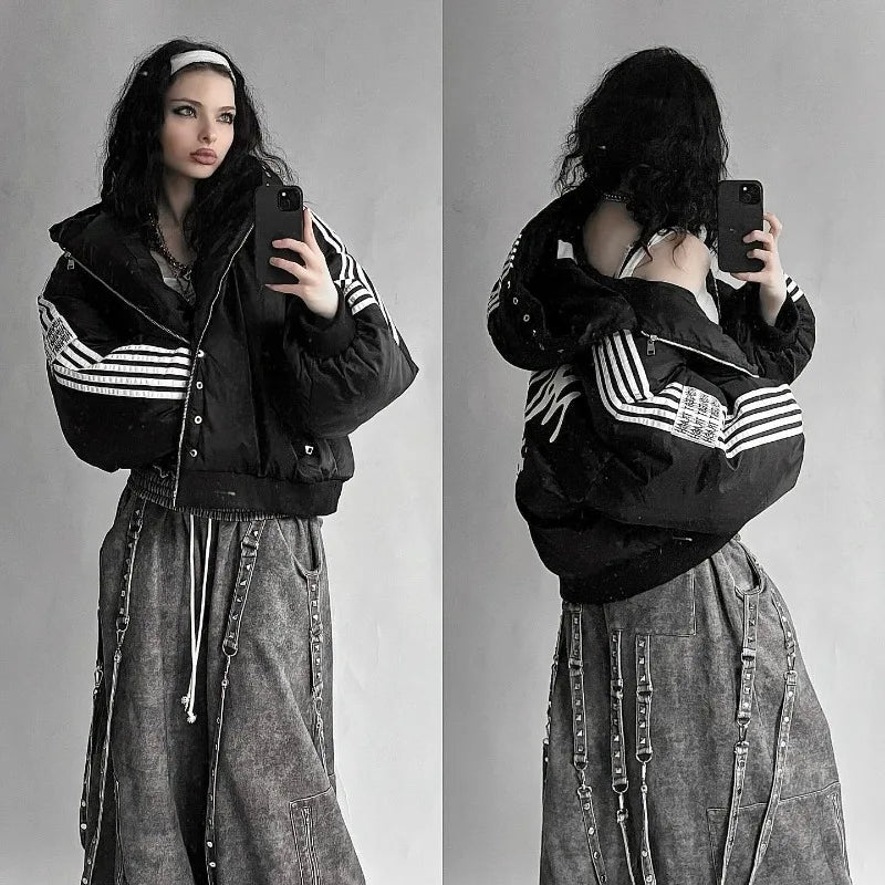 Stripet Vinterjakke for Dame – Varm og Løs Bomullspolstret Jakke | Harajuku Streetwear Stil med Glidelås