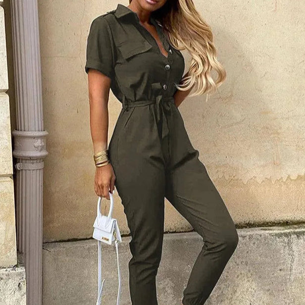 Monokrom Jumpsuit for Kvinner – Komfortabel og Elegant med Belte og Print