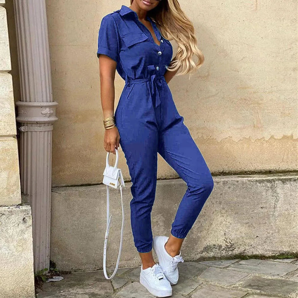 Monokrom Jumpsuit for Kvinner – Komfortabel og Elegant med Belte og Print