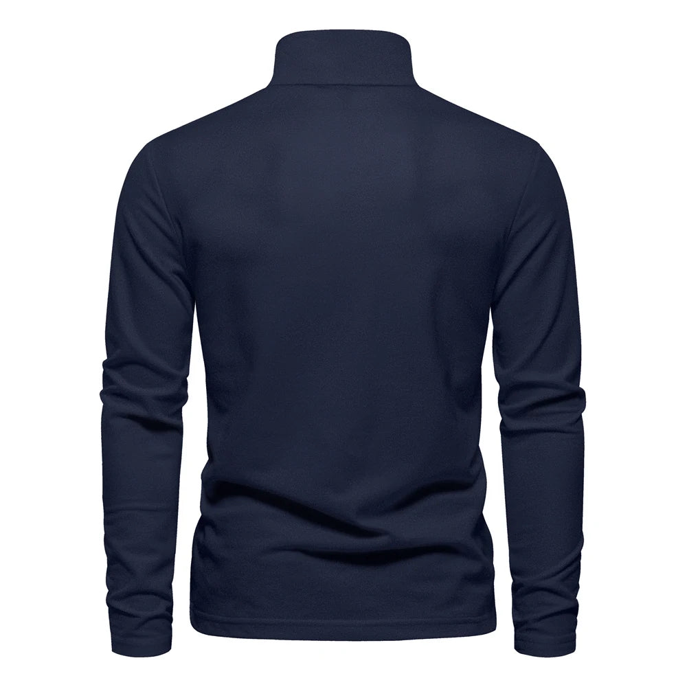 Langermet Pique Skjorte for Herre – Ensfarget med Brodert Hjort, Perfekt for Vår og Business Casual