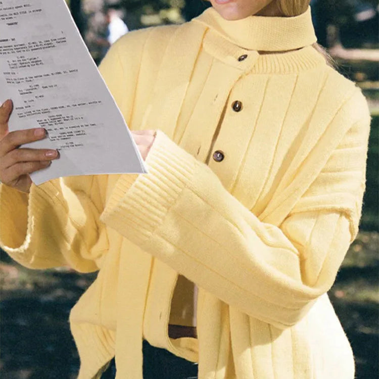 Klassisk strikkecardigan – rund hals, hel erme, løs passform (dame)