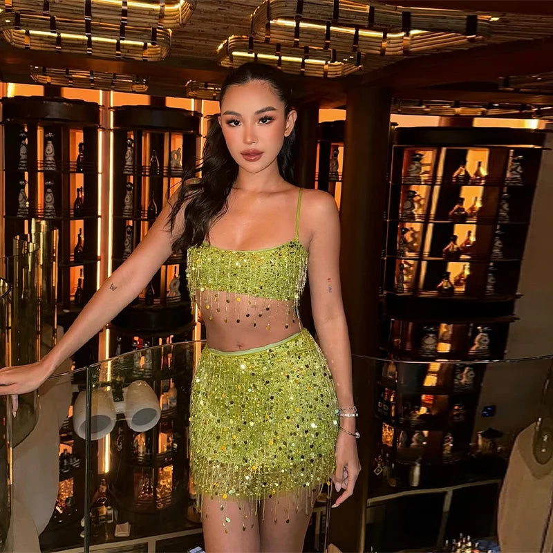 Glimrende Ibiza-sett – Paljetter & Frynser, Ermeløs Topp & Skjørt