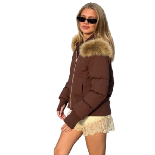 Varm Dunjakke for Dame med Hette – Tykk, Myk og Stilren Jakke til Høst og Vinter 2025 | Komfortabel Streetwear