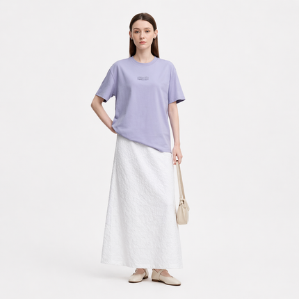 Bomulls T-skjorte til Dame – Løs Passform med Drop Shoulder & Diskré Print