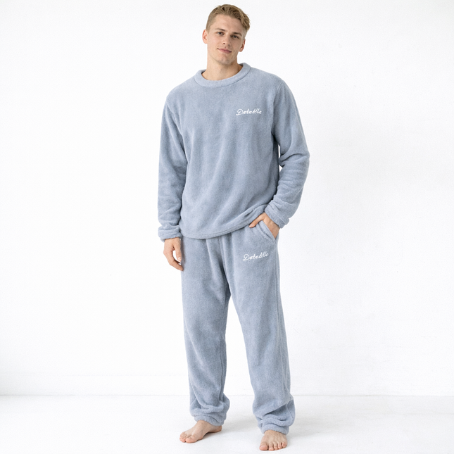 Flanell Pysjsett for Par – Mykt og Varmt To-delt Sett med Genser og Bukse | Komfortabelt Høst- og Vinter Nattøy for Han og Henne (2026)