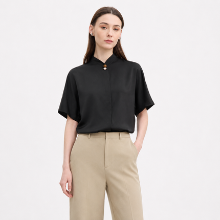 Elegant Chiffonbluse til Dame – Løs Sommertopp med Ståkrage