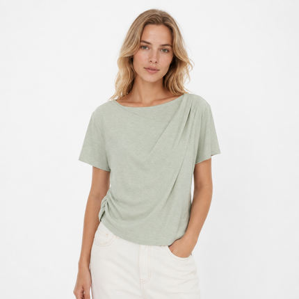 Grønn Asymmetrisk Topp til Dame – Elegant Sommer T-skjorte med Skew Collar