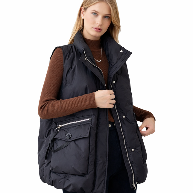 Varm ermeløs damevest med store lommer – vattert waistcoat med glidelås og ståkrage