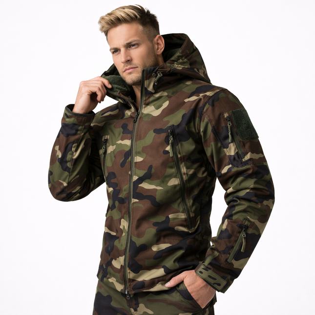 Softshell Taktisk Jakke – Vanntett & Vindtett med Fleecefor | Herre Camouflage Hettejakke til Jakt & Friluft