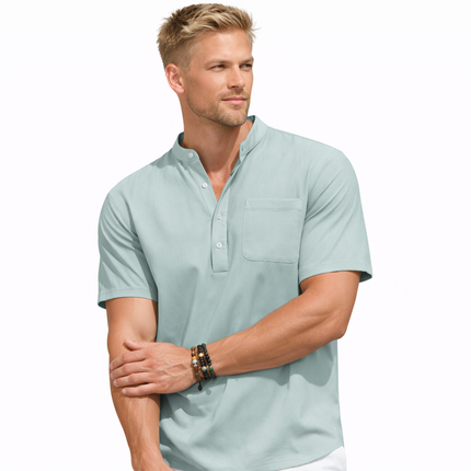 Sommerlig Herreskjorte med Kort Erm – Avslappet Henley Stil i Bomull med Lommer