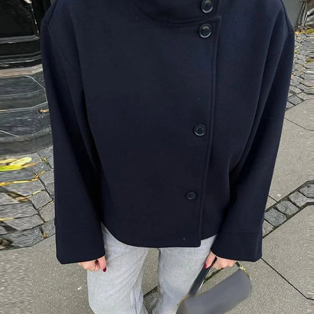 Mørkeblå Ulljakke for Dame – Kort, Elegant og Løs Passform med Ståkrage | Perfekt til Høst og Kontorstil 2025