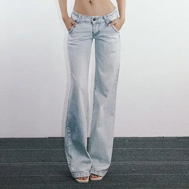 Lyseblå Jeans med Lav Midje – Vintage Straight Fit