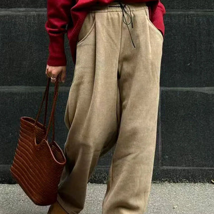 Vinterbukser i Kordfløyel for Kvinner – Mørk Brun med Tykt Fleecefôr | Høyt Liv og Løs Passform for Varm Komfort