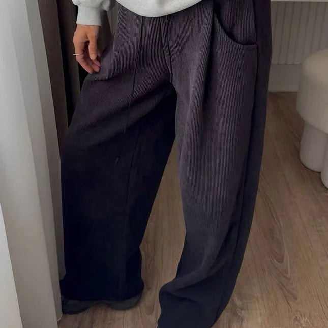 Vinterbukser i Kordfløyel for Kvinner – Mørk Brun med Tykt Fleecefôr | Høyt Liv og Løs Passform for Varm Komfort