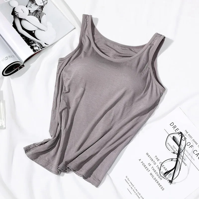 Dame Singlet med Innebygd BH – Slim Fit Topp med Polstring
