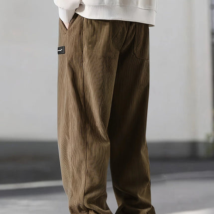 Herrebukser i kordfløyel – Rett passform med snor i livet og lommer