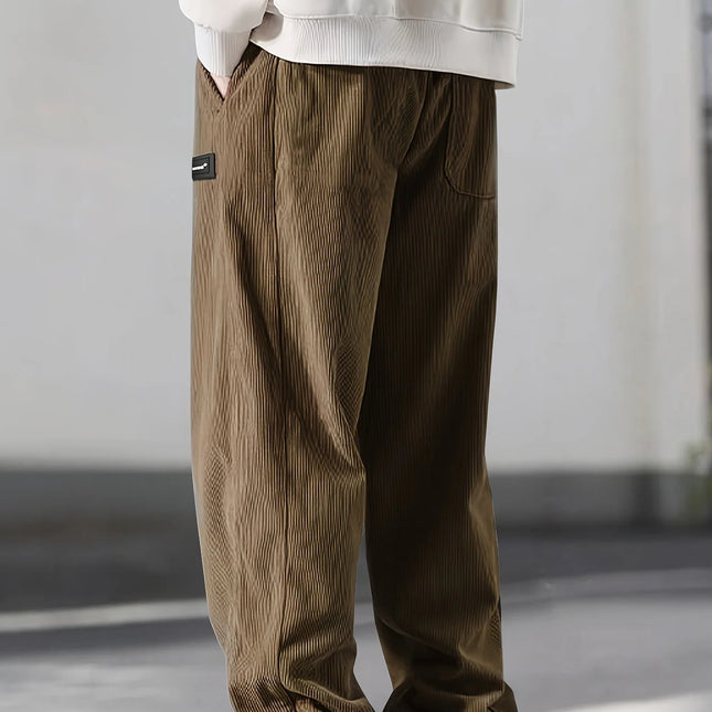 Herrebukser i kordfløyel – Rett passform med snor i livet og lommer