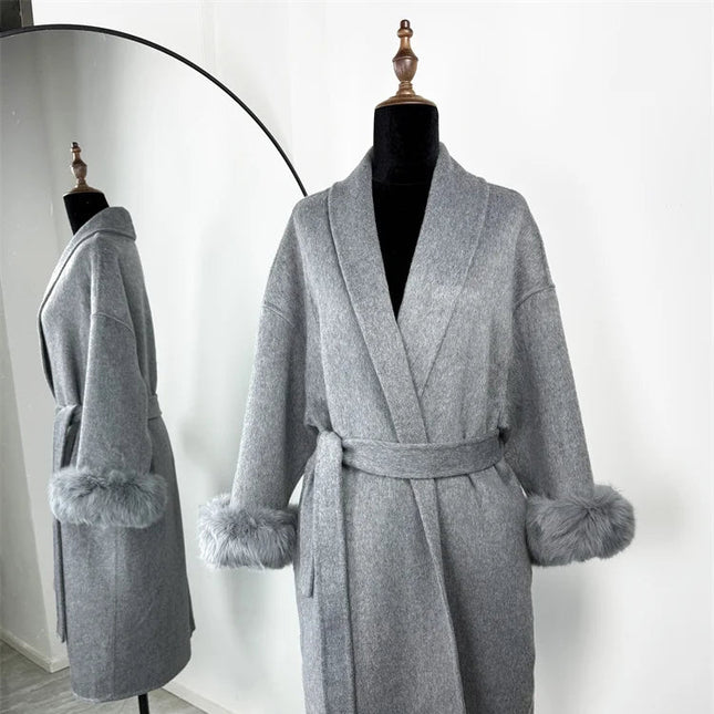 Elegant Ullkåpe med Revpelskrage for Kvinner – Kort, Dobbelsidig Kåpe i Ull | Luksuriøs Jakke til Høst og Vinter