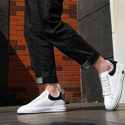 Herresneakers med Skjult 6 cm Løft – Tidløs Stil i Hvit eller Svart (Str. 37–46)