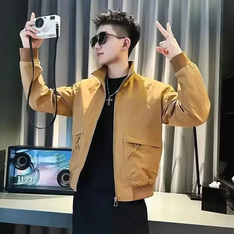 Herrejakke – Slim Fit & Ensfarget | Trendy Harajuku-inspirert Vinterjakke 2024