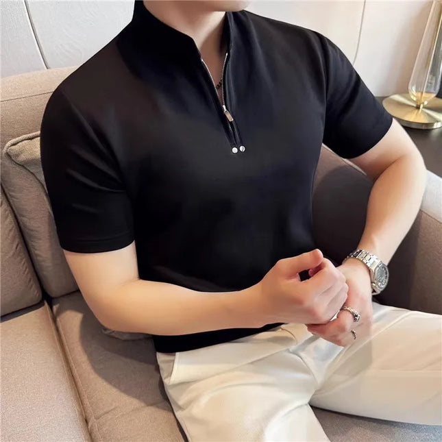 Herre T-skjorte med Høy Krage og Glidelås – Kortermet Slim Fit | Trendy Ensfarget Sommer Topp i Lett og Komfortabelt Stoff