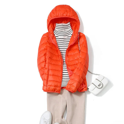 Dame Dunjakke med Hette – Ultralett & Kort Pufferjakke | Vindavvisende & Pustende