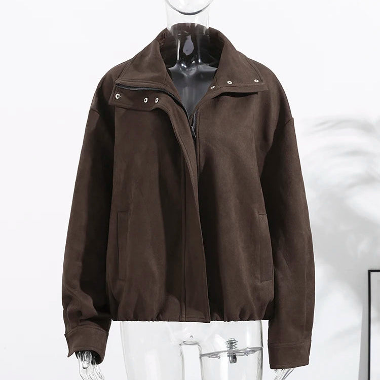 Varm damejakke i brun – ståkrage, glidelås & knapper