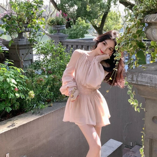 Elegant sommerkjole med puff-ermer – Off Shoulder mini-kjole i chiffon