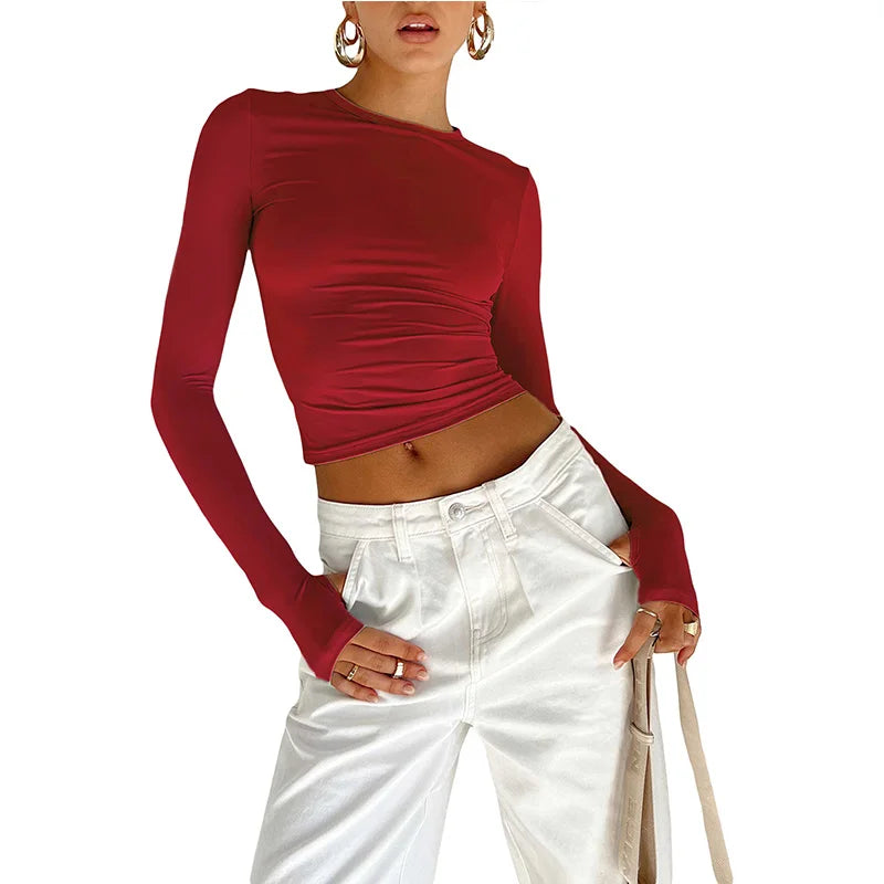 Langermet Crop Top med Tommelhull – Slim Fit Streetwear