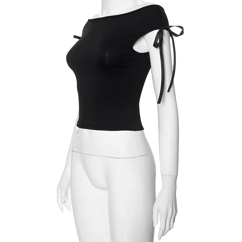 Sommerlig Off-Shoulder Crop Top – Sexy & Trendy med Snøring
