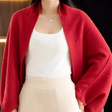 Dame Cardigan i 100% Merinoull – Elegant Myk Strikket Sjal