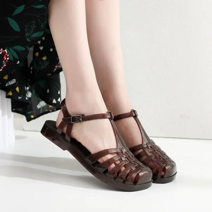 Dame Sandaler til Sommeren – Retro Flate Sandaler med Hul Mønster og Firkantet Tå