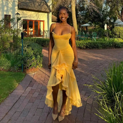 Elegant Gul Maxi-Kjole med Volanger – Ermeløs, Ryggløs og Plissert Festkjole