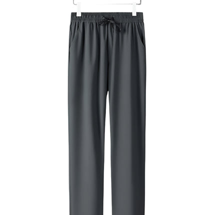 Sommerens Favoritt: Pustende Herresett i Is-silke – Polo & Bukse i Todelt Joggedress