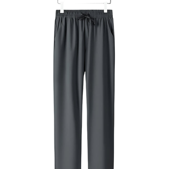 Sommerens Favoritt: Pustende Herresett i Is-silke – Polo & Bukse i Todelt Joggedress