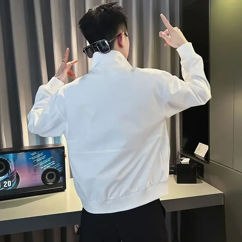 Herrejakke – Slim Fit & Ensfarget | Trendy Harajuku-inspirert Vinterjakke 2024