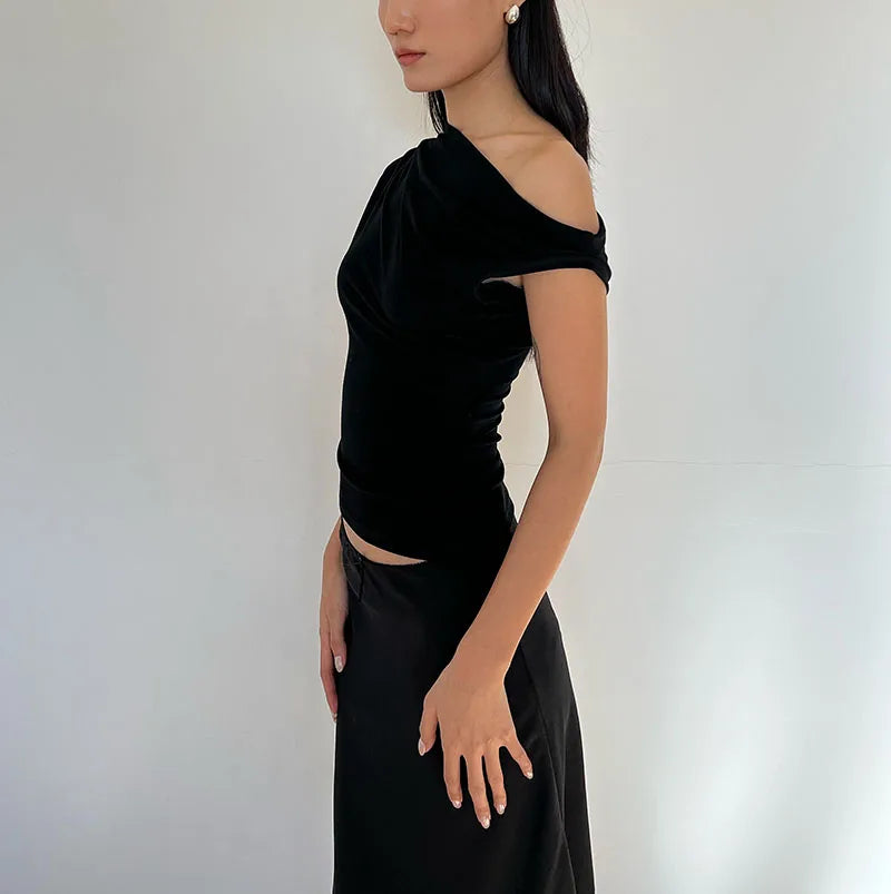 Énskulders Ribbestrikket Topp – Trendy Dame T-skjorte