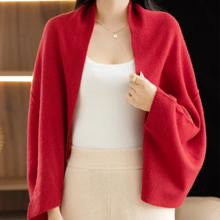 Dame Cardigan i 100% Merinoull – Elegant Myk Strikket Sjal