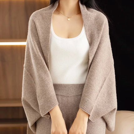 Dame Cardigan i 100% Merinoull – Elegant Myk Strikket Sjal