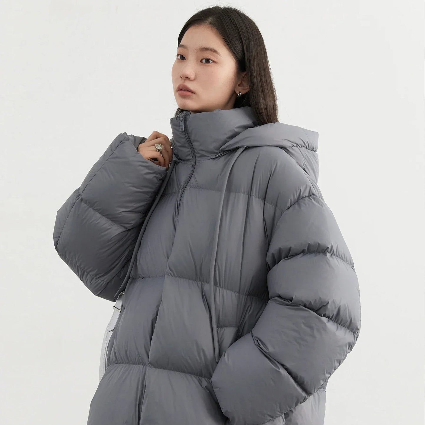 Dunjakke for Dame – 90% Hvit Andedun | Løs, Lett og Varm Hettejakke til Høst & Vinter 2024