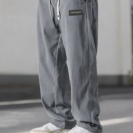 Herrebukser i kordfløyel – Rett passform med snor i livet og lommer