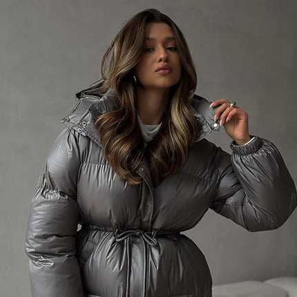 Varm Hettejakke for Dame – Tykk Bomullsjakke med Snøring og Glidelås | Løs Passform til Høst og Vinter 2025