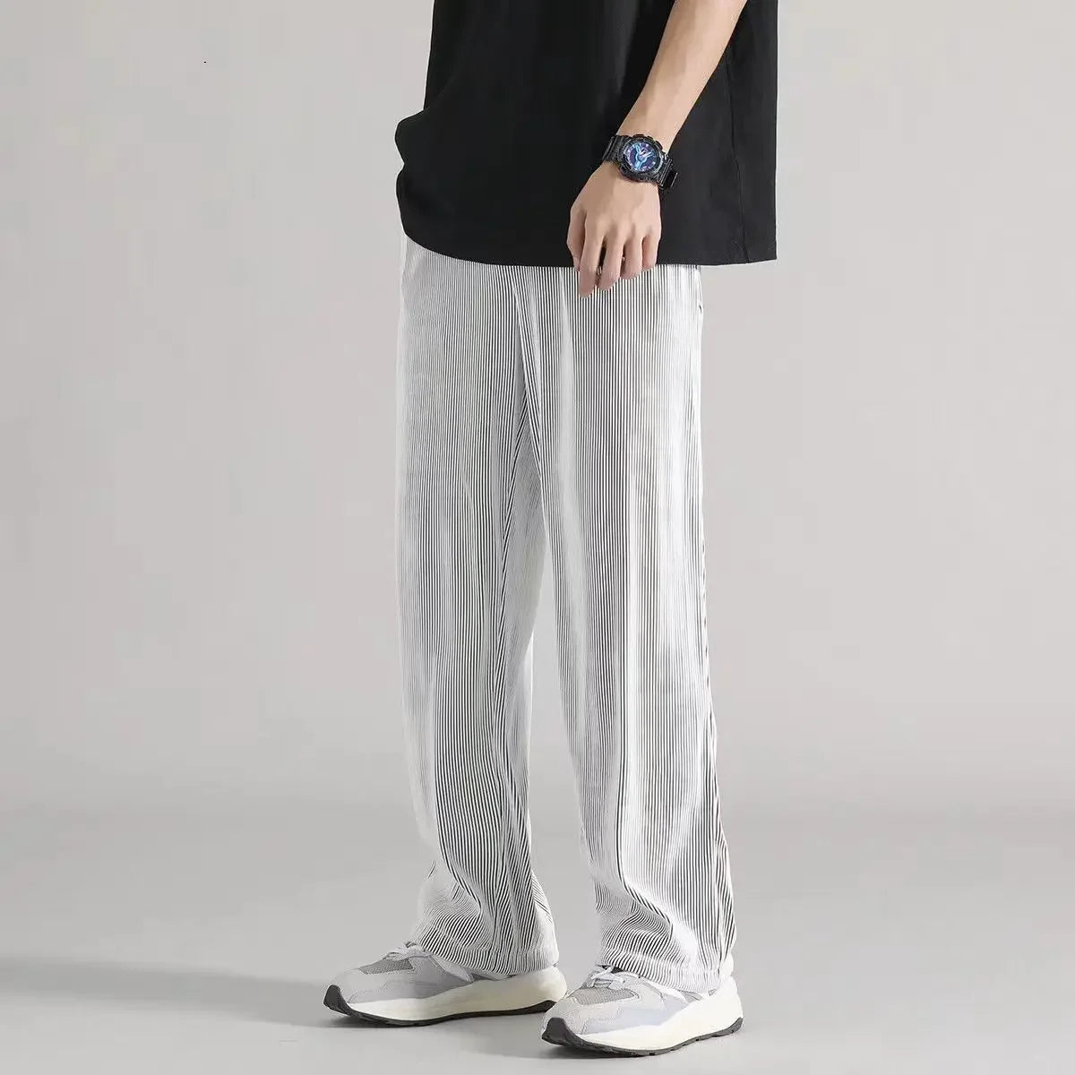 Hvite Ice Silk Sommerbukser for Herre – Lette, Vide Streetwear Bukser