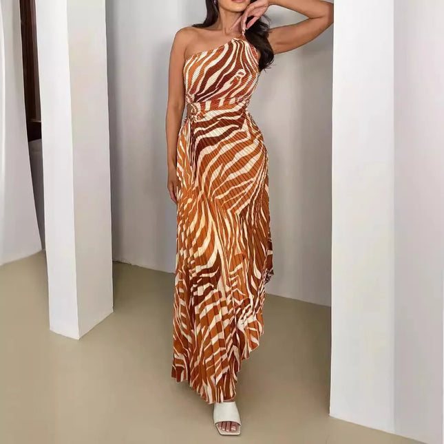 Sommerkjole med Én Skulder og Snøring – Sexy og Elegant Lang Kjole med Plissert og Ujevn Kant