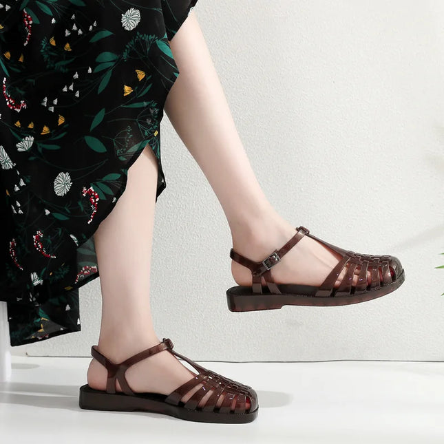 Dame Sandaler til Sommeren – Retro Flate Sandaler med Hul Mønster og Firkantet Tå